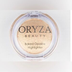 ORYZA Beauty Baked Opaline Highlighter - Radiant Gold